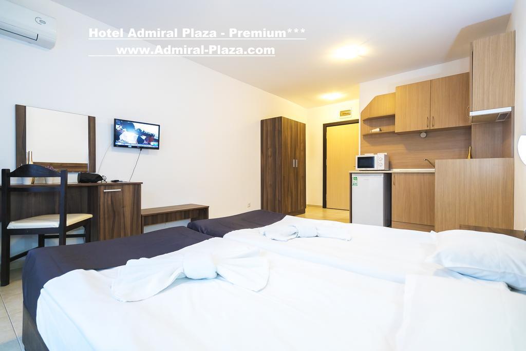 Admiral Plaza Hotel Slăntjev Brjag Exteriör bild