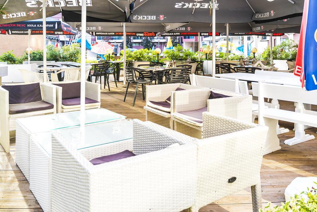 Admiral Plaza Hotel Slăntjev Brjag Exteriör bild