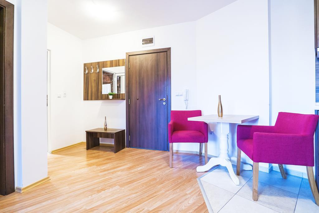 Admiral Plaza Hotel Slăntjev Brjag Exteriör bild