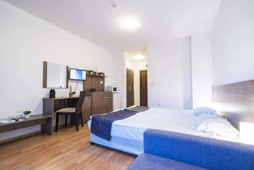 Admiral Plaza Hotel Slăntjev Brjag Exteriör bild